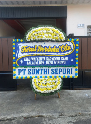 Papan Bunga Duka di Wasile Tengah