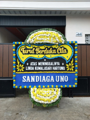 Papan Bunga Duka di Wasile Tengah